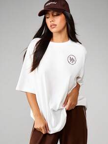 MISSGUIDED Oversized Crew Neck T-Shirt With Small Circle Logo Print Short Sleeve Relaxed Fit Cotton Tee For Casual Everyday Wear - White - View 1