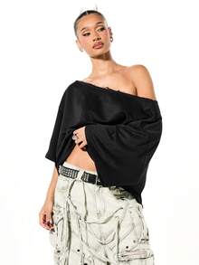 SUMWON 大码露肩长袖上衣，下摆饰有做旧细节，适合日常休闲穿着 - 黑色 - 查看 1