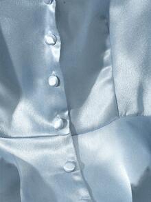 GlowEve V领露背亮面喇叭下摆优雅女式衬衫 - 藍色 - 查看 6