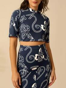 CAJUNI 女式优雅度假风格全印花领口修身短款 T 恤和铅笔裙套装，夏季 - 黑與白 - 查看 3