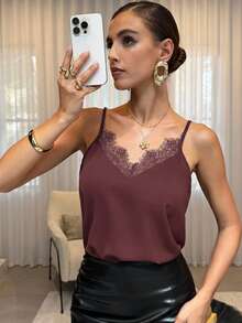 Lavishia 女士撞色蕾丝优雅吊带衫 - 紅木色 - 查看 5