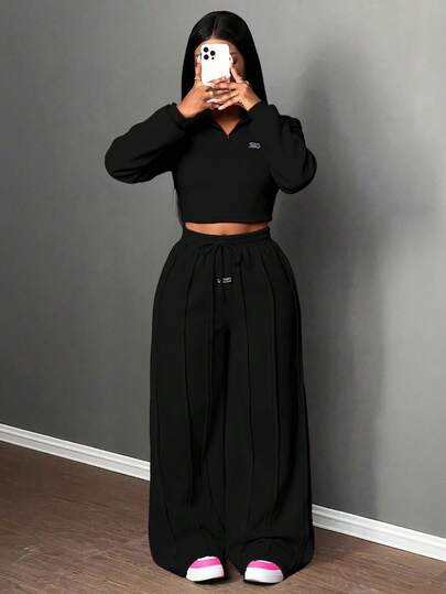 Slaydiva Conjunto de 2 piezas de sudadera holgada de cuello alto rosa y pantalón de chándal rasgado de borde crudo para otoño e invierno 2025, adecuado para viajes diarios, compras, vuelta al colegio, graduación, brunch, aeropuerto, reuniones con amigos, deportes y atuendos casuales