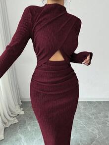 Gloray Plus Size Women Elegant Solid Color Slim Fit Hollow Out Split Hem Dress, Autumn - Burgundy - View 6