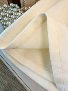 GlowEve CURVE 大码不对称腰线短裙，独特设计，秋季款 - 白色 - 查看 6