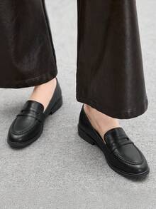 CUCCOO BIZCHIC Damen Neue Quadratische Zehenform Weiche Leder Loafer, Schwarz, Vielseitig für Pendeln und Arbeit - Schwarz - Übersicht 1