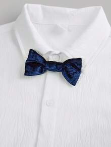 SHEIN Bộ vest 3 món Tween Boy màu xanh navy, quần đen cạp chun, áo sơ mi trắng, nơ, thích hợp cho tiệc sinh nhật, tiệc Giáng sinh, dịp trang trọng, biểu diễn, đám cưới, tiệc mừng em bé, lễ rửa tội, lễ kỷ niệm - Màu xanh lam - Xem 10