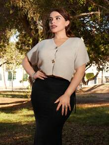 Lupita Cardoza New Minimalist Fashionable Office Commute Deep V-Neck Short Sleeve Slim Fit Buttoned Cardigan, Versatile Casual,Knitted Sweater In Fall/Winter - Khaki - View 3