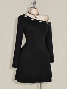 SHEIN ICON Vestido de manga larga de punto con decoración de ojetes metálicos en el hombro oblicuo, vestido de punto de moda retro Y2K de otoño de talla grande