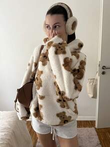 CovetEZ 秋冬款熊纹袋鼠口袋落肩连帽泰迪双面绒卫衣