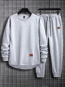 Manfinity Homme Loose Fit Men's Patched Detail Sweatshirt And Drawstring Waist Sweatpants 2 Piece Set Jogger Sweat Suit