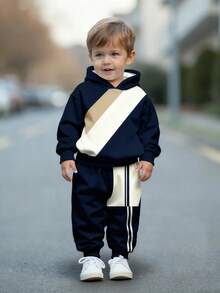 SHEIN Set de 2 sudaderas con capucha de bloques de color y estampado deportivo a rayas para bebé niño/unisex de 0 a 3 años, adecuado para otoño/invierno, de uso diario, versátil, para exteriores y actividades deportivas