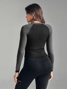 SHEIN Sports 女士时尚健身跑步撞色拉链前开设计长袖修身立领瑜伽运动夹克 - 彩色 - 查看 2
