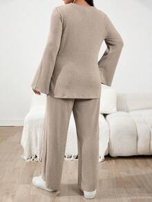 SHEIN 2pcs Maternity Plus Size Solid Color Round Neck Long Sleeve Ribbed T-Shirt And Adjustable Waist Pants Casual Set