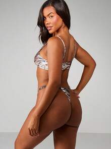 Missguided x Playboy Tiger Print Scoop Neck Bralette And Thong Set With Embroidered Logo Detail - Multicolor - View 2