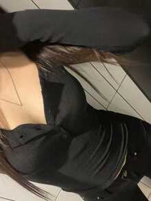 DAZY 女士纯色前开襟长袖简约T恤，休闲黑色外出上衣 - 黑色 - 查看 7