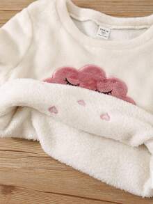 SHEIN 2pcs Tween Girls Cloud Pattern Embroidered Soft Flannel Long Sleeve Pajama Set, Comfortable For Autumn/Winter - Baby Pink - View 5