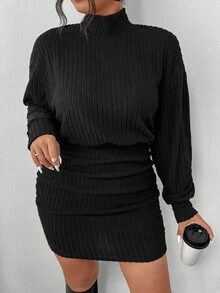 Lounesse 大码女式纯色立领长袖收腰短裙，简约设计 - 黑色 - 查看 6