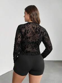 Firerie Blusa de manga larga de encaje, malla y transparente en talla grande - Negro - Ver 2