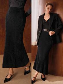 MOTF PREMIUM WOMEN'S FITTED ELEGANT KNITTED SKIRT, AUTUMN/WINTER - Black - View 12