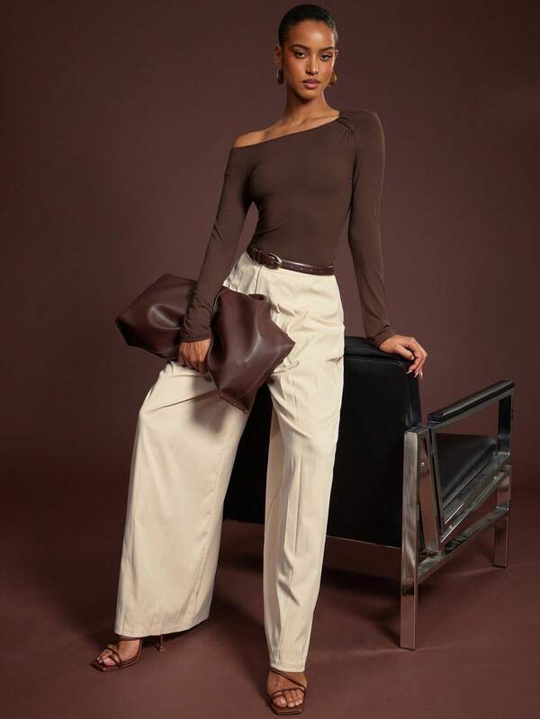 L'Amorae Damen Top mit asymmetrischen Schultern, langärmelig, figurbetonter modischer Schnitt Einfarbig