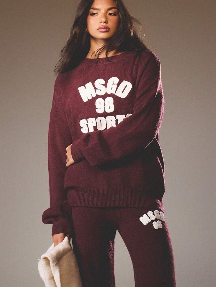 MISSGUIDED 스포츠 로고 프린트 긴소매 크루넥 릴렉스핏 풀오버 점퍼 크리스마스가 있는 오버사이즈 버건디 니트 스웨터