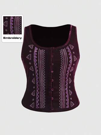 Fairycore Veste sans manches en velours violet vintage avec broderie, perles et paillettes pour femmes grandes tailles. Style vintage romantique pour les fêtes et sorties. Veste sans manches violette foncée avec détails vintage pour femmes grandes tailles.