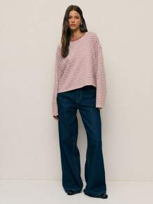 Nöista Áo thun cổ tròn kẻ sọc dáng rộng thoải mái dành cho nữ, mang đến sự lựa chọn đa năng và giản dị cho mùa đông hàng ngày, hoàn hảo để dễ dàng phối đồ nhiều lớp, tạo vẻ ngoài thanh lịch khi không làm việc, phong cách lễ hội Giáng sinh và những bộ trang phục đơn giản cho năm mới. - Màu Hồng  San hô - Xem 4