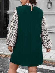 SHEIN LUNE 大码女式秋冬格子图案撞色袖衬衫领长袖休闲连衣裙感恩节装扮节日派对连衣裙女式派对连衣裙 - 綠色 - 查看 2