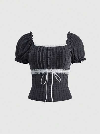 Kawaii T-shirt slim ajusté pour femmes en tissu texturé, motif poupée Kawaii Hime Gyaru mignon