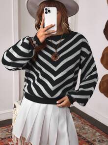 LanaWest Women's Contrast Color Minimalist Casual Long Sleeve Sweater - Black - View 5