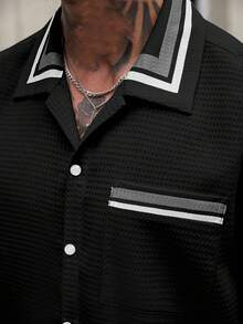 Manfinity Homme 男士夏季休闲日常通勤街头时尚撞色条纹包边华夫格纹衬衫短裤套装 - 黑色 - 查看 4