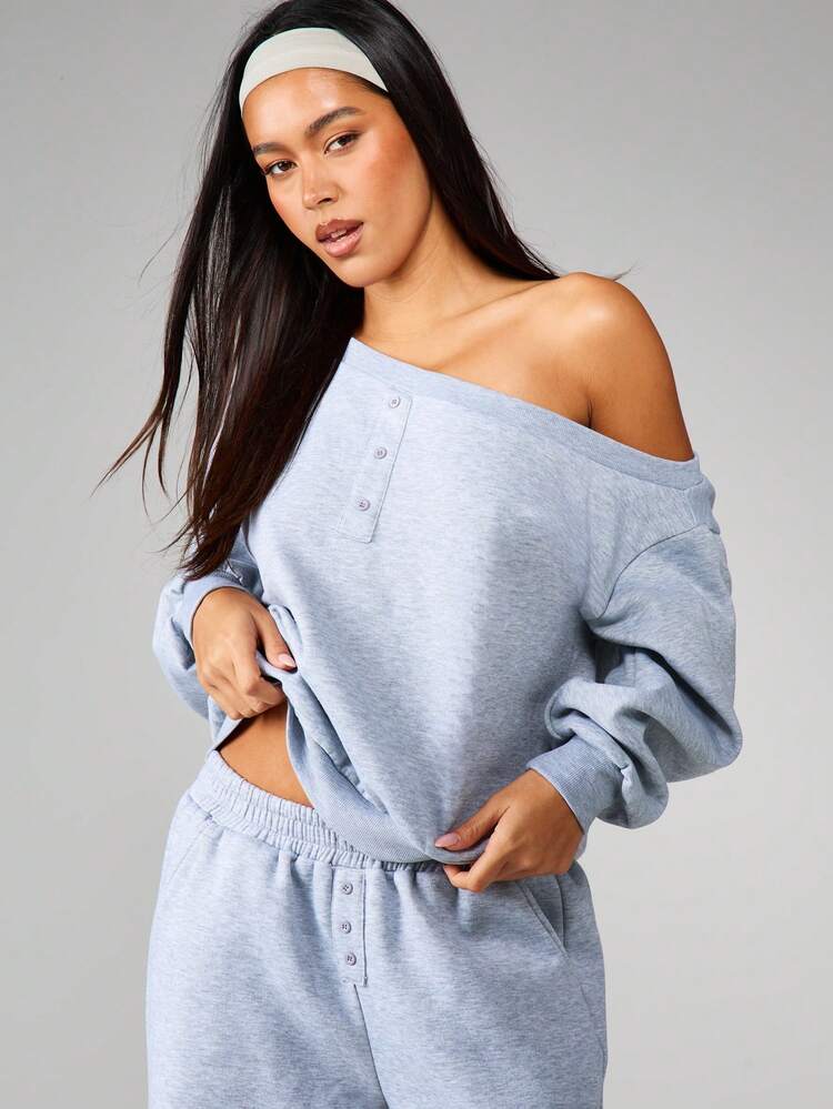 MISSGUIDED オフショルダーボタンディテールスウェットシャツ