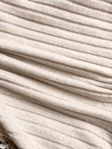 SHEIN Plus-Size Maternity Khaki Patchwork Floral Lantern Sleeve Casual Dress, Long-Sleeved Maternity Dress, Beige Maternity Dress, Women's Casual Dress, Beige Women's Dress.