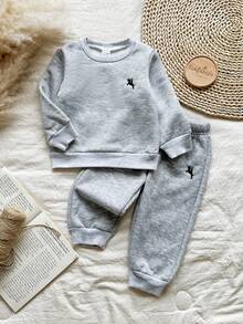 Vintaside Kids Baby Boy 2pcs Set,Gray,Winter,Modest,Family Matching Knight Embroidery Fleece Thickened Warm Sweatshirt & Tapered Pants,Casual Sporty Kids Outfits - Light Grey - View 7
