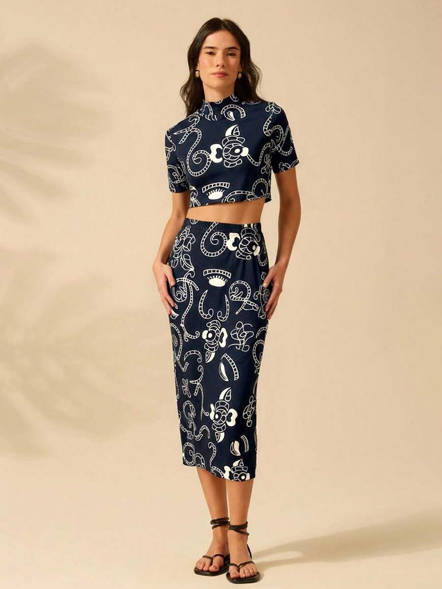 CAJUNI 女式优雅度假风格全印花领口修身短款 T 恤和铅笔裙套装，夏季 - 黑與白 - 查看 1