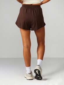 MISSGUIDED Quần short thể thao cạp cao cho hoạt động giải trí, chạy bộ, tập luyện tại phòng tập - màu nâu - Xem 2