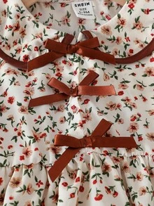 SHEIN 女婴优雅简约彼得潘领杏色连衣裙，黑色撞色蝴蝶结装饰，附赠同款包包 - 棕色 - 查看 5