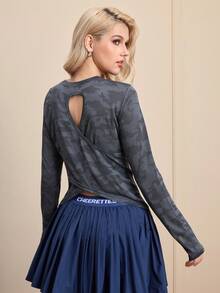 Cheerettes 女士迷彩印花露背长袖运动T恤 女士长袖上衣 - 深灰色 - 查看 5