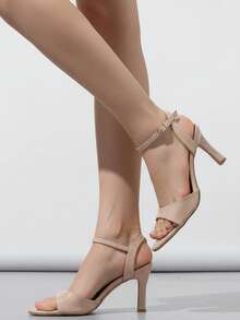 Women Heeled Sandals - 卡其色 - 查看 2
