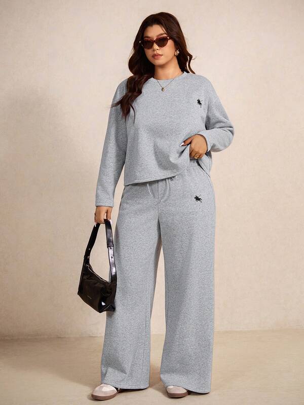 Elaquor Plus Size Women's Knight Print Round Neck Long Sleeve Top And Wide Leg Pants Casual 2 Piece Set