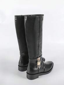 CUCCOO BIZCHIC Botas sobre la rodilla cómodas y antideslizantes para mujer, otoño/invierno 2025, con decoración metálica, botas negras para ir al trabajo, casual, versátiles, con cremallera lateral hasta el tobillo, suela gruesa y punta puntiaguda, estilo occidental de caña alta