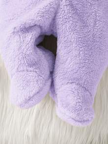 SHEIN Playful Pals Pelele con capucha de tela suave para recién nacidos con lindas orejas 3D de conejo, pantalones y manga larga, conjunto de invierno para niños - Púrpura malva - Ver 7