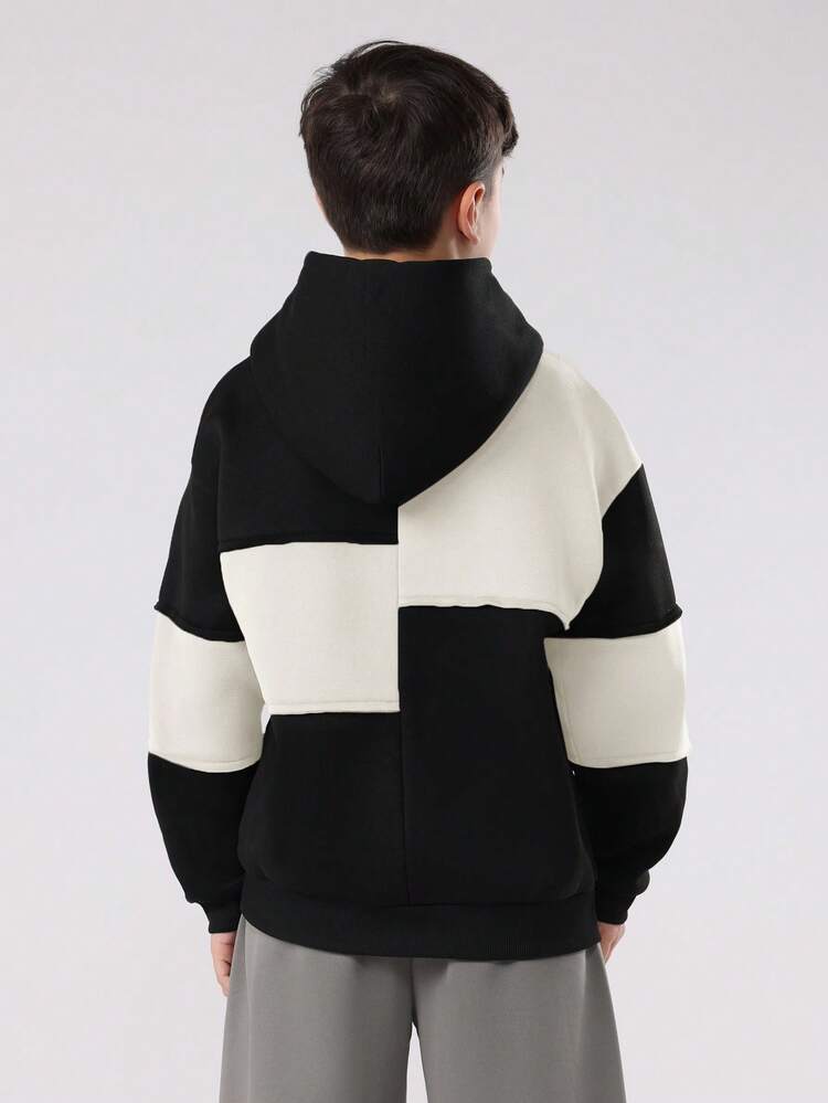 Colorblock Hooded Sweatshirt With Centre Pocket