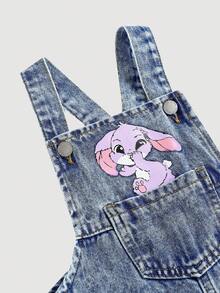 SHEIN 小女孩可爱双色卡通兔子图案蓝色牛仔宽松背带裤 - 淺色水洗藍 - 查看 5