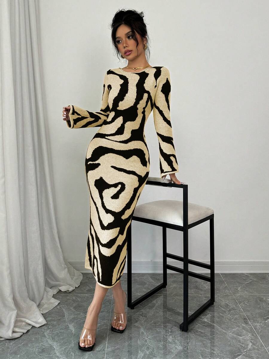 Elenzga 女士图案喇叭袖圆领修身针织连衣裙 - 淡黃色 - 查看 1