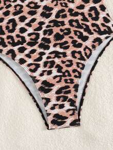 Swim SXY 女士性感豹纹深V领露背连体泳衣，优雅夏季沙滩泳装 - 彩色 - 查看 8