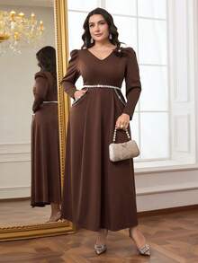 Modelyn Plus Size Women Elegant 3D Floral V-Neck Dress - Coffee Brown - View 5