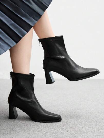 CUCCOO BIZCHIC Kadın Modası Kare Burunlu Kalın Topuklu Fermuarlı Çizmeler
