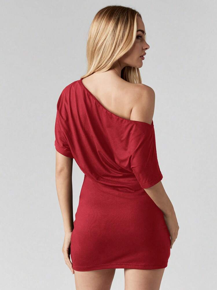 MISSGUIDED Off Shoulder Mini Dress With Ruched Detailing And Short Sleeves For Evening Party Occasions Christmas