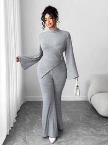 Elenzga Neues Damen Große Größen Set mit hochkrageniger gerippter Strickvelour-Bluse mit Metalldekoration und asymmetrischen Glockenärmeln sowie weiter Hose, vielseitig einsetzbar, elegant und modisch, lässig und festlich, bequem für Herbst/Winter